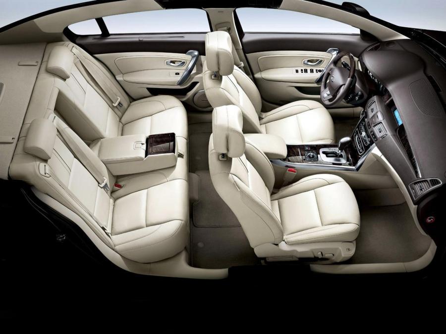 Интерьер Samsung SM5 (L43) 2010 года  (фото 25 из 25)